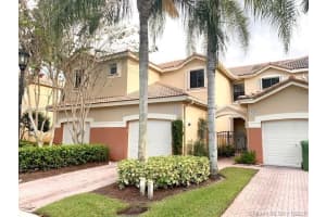 4272 Vineyard Cir, Weston, FL 33332, Sold 12/17/20