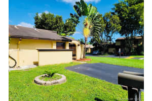 12701 SW 68th Ln, Miami, FL 33183, Sold 12/30/20