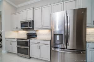 4622 SW Millbrook Ln, Stuart, FL 34997, Sold 02/26/21