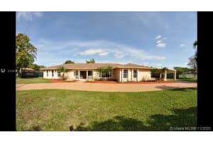 11905 SW 49th St, Miami, FL 33175, Sold 01/29/21
