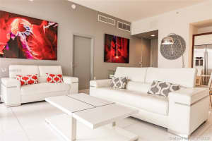 2100 Park Ave, Miami Beach, FL 33139, Sold 05/03/21