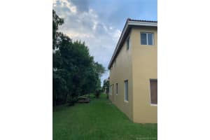 960 NW 204th St, Miami Gardens, FL 33169, Sold 03/26/21