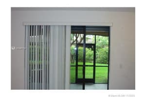 4218 Vineyard Cir, Weston, FL 33332, Sold 02/18/21