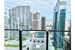 88 SW 7th St, Miami, FL 33130, Sold 10/25/21
