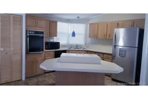 37 Forest Ln, Davie, FL 33325, Sold 12/09/20