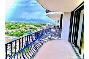 8877 Collins Ave, Surfside, FL 33154, Sold 06/04/21