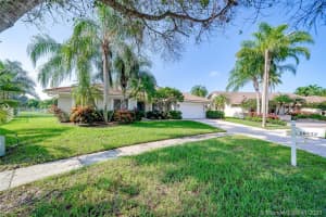 10632 NW 7th St, Plantation, FL 33324, Sold 01/29/21