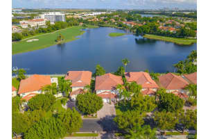 5621 NW 105th Ct, Doral, FL 33178, Sold 04/22/21