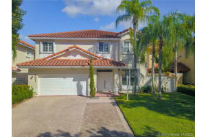 5621 NW 105th Ct, Doral, FL 33178, Sold 04/22/21