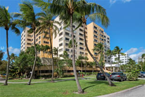 650 Ocean Dr #6a, Key Biscayne, FL 33149, Sold 06/04/21