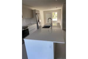 2535 NE 193rd St, Miami, FL 33180, Sold 08/30/21