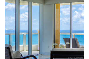 17875 Collins Ave, Sunny Isles Beach, FL 33160, Sold 04/30/21
