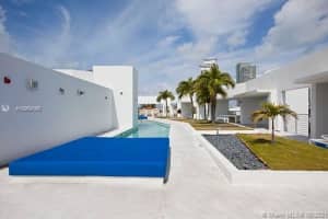 221 Jefferson Ave, Miami Beach, FL 33139, Sold 11/23/21