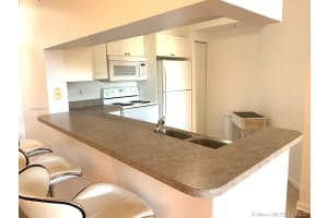 17100 N Bay Rd, Sunny Isles Beach, FL 33160, Sold 01/29/21