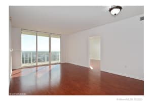 19501 W Country Club Dr, Aventura, FL 33180, Sold 03/03/21