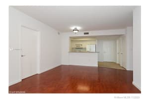 19501 W Country Club Dr, Aventura, FL 33180, Sold 03/03/21