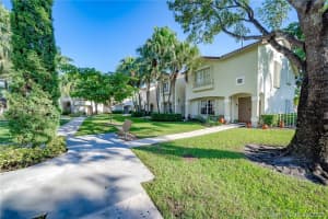105 NW 108th Ave, Pembroke Pines, FL 33026, Sold 01/14/21