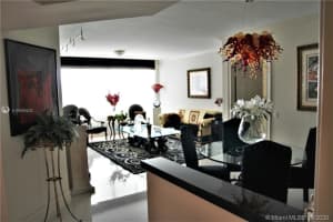 411 N New River Dr E, Fort Lauderdale, FL 33301, Sold 01/29/21