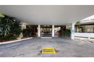 13951 SW Kendale Lakes Cir, Miami, FL 33183, Sold 03/05/21