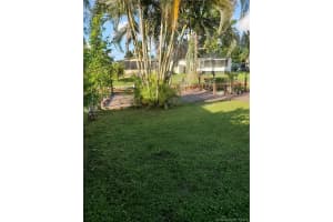 231 SE Paradise Pl, Stuart, FL 34997, Sold 06/24/21
