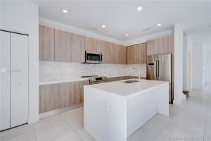 10212 NW 71st Terrace, Doral, FL 33178, Sold 03/22/21