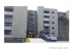 8075 NW 7th St, Miami, FL 33126, Sold 01/15/21