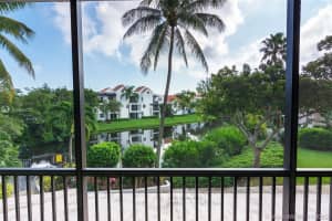 520 SE 12th St, Dania Beach, FL 33004, Sold 01/12/21