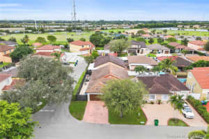 8327 NW 201st St, Hialeah, FL 33015, Sold 01/19/21