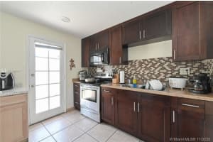 10798 N Kendall Dr APT A1, Miami, FL 33176, Sold 12/31/20