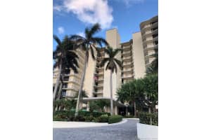 400 S Beach Rd, Tequesta, FL 33469, Sold 02/01/21