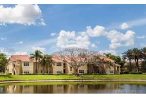 565 Vista Isles Dr, Sunrise, FL 33325, Sold 02/12/21