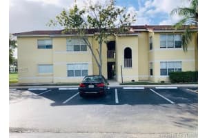 565 Vista Isles Dr, Sunrise, FL 33325, Sold 02/12/21