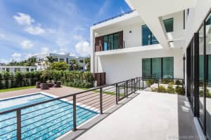 341 189th St, Sunny Isles Beach, FL 33160, Sold 01/07/21