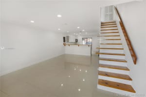 11670 NW 1st St, Miami, FL 33172, Sold 01/26/21