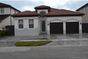 8886 NW 184th St, Hialeah, FL 33018, Sold 02/03/21