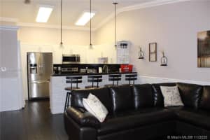 19035 NW 86th Ave, Hialeah, FL 33015, Sold 01/31/21