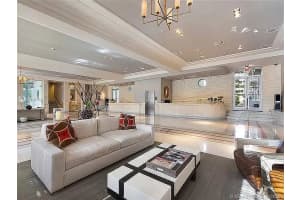 435 21st St, Miami Beach, FL 33139, Sold 05/10/21