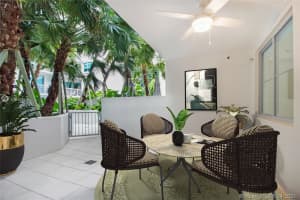 110 Washington Ave, Miami Beach, FL 33139, Sold 06/15/21