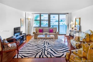 10101 E Bay Harbor Dr, Bay Harbor Islands, FL 33154, Sold 04/28/21