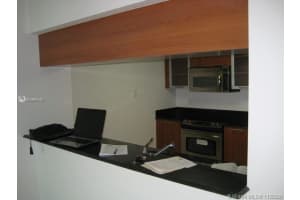1800 N Bayshore Dr, Miami, FL 33132, Sold 01/15/21