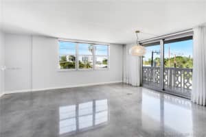 1020 Meridian Ave, Miami Beach, FL 33139, Sold 08/30/21