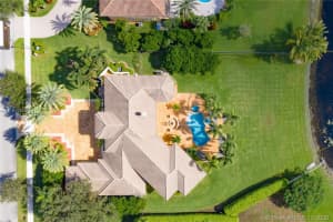 10334 SW 23rd Ct, Davie, FL 33324, Sold 12/28/20