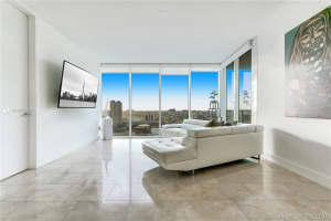 1040 Biscayne Blvd, Miami, FL 33132, Sold 05/06/21