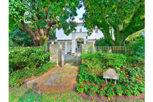 8765 SW 53rd Ct, Miami, FL 33143, Sold 05/18/21
