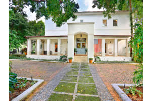 8765 SW 53rd Ct, Miami, FL 33143, Sold 05/18/21