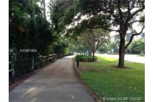 3401 N Country Club Dr, Aventura, FL 33180, Sold 03/03/21