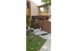 341 W Park Dr, Miami, FL 33172, Sold 04/05/21