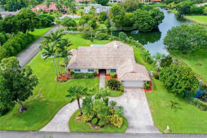 1561 SW 119th Terrace, Davie, FL 33325, Sold 02/08/21