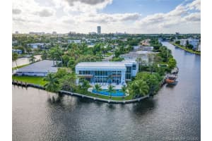 400 Tamarind Dr, Hallandale Beach, FL 33009, Sold 04/28/21