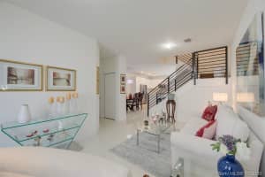 9182 SW 5th Ln, Miami, FL 33174, Sold 12/30/20